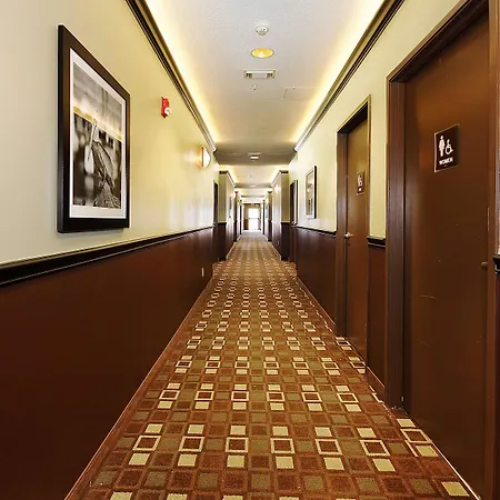 Best Western Plus Seawall Inn & Suites By The Beach